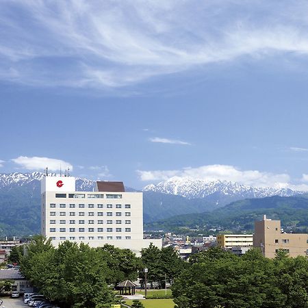 Hotel Granmirage Uozu Exterior foto